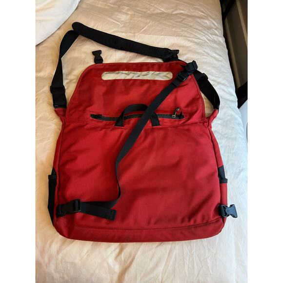 Patagonia messenger bag computer bag red vintage shoulder sling travel tote - Picture 12 of 13